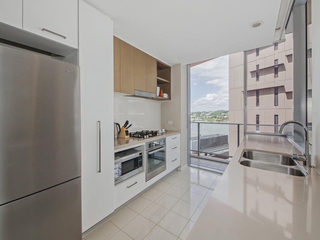 Link Portside Wharf Apartment Hotel Brisbane Extérieur photo