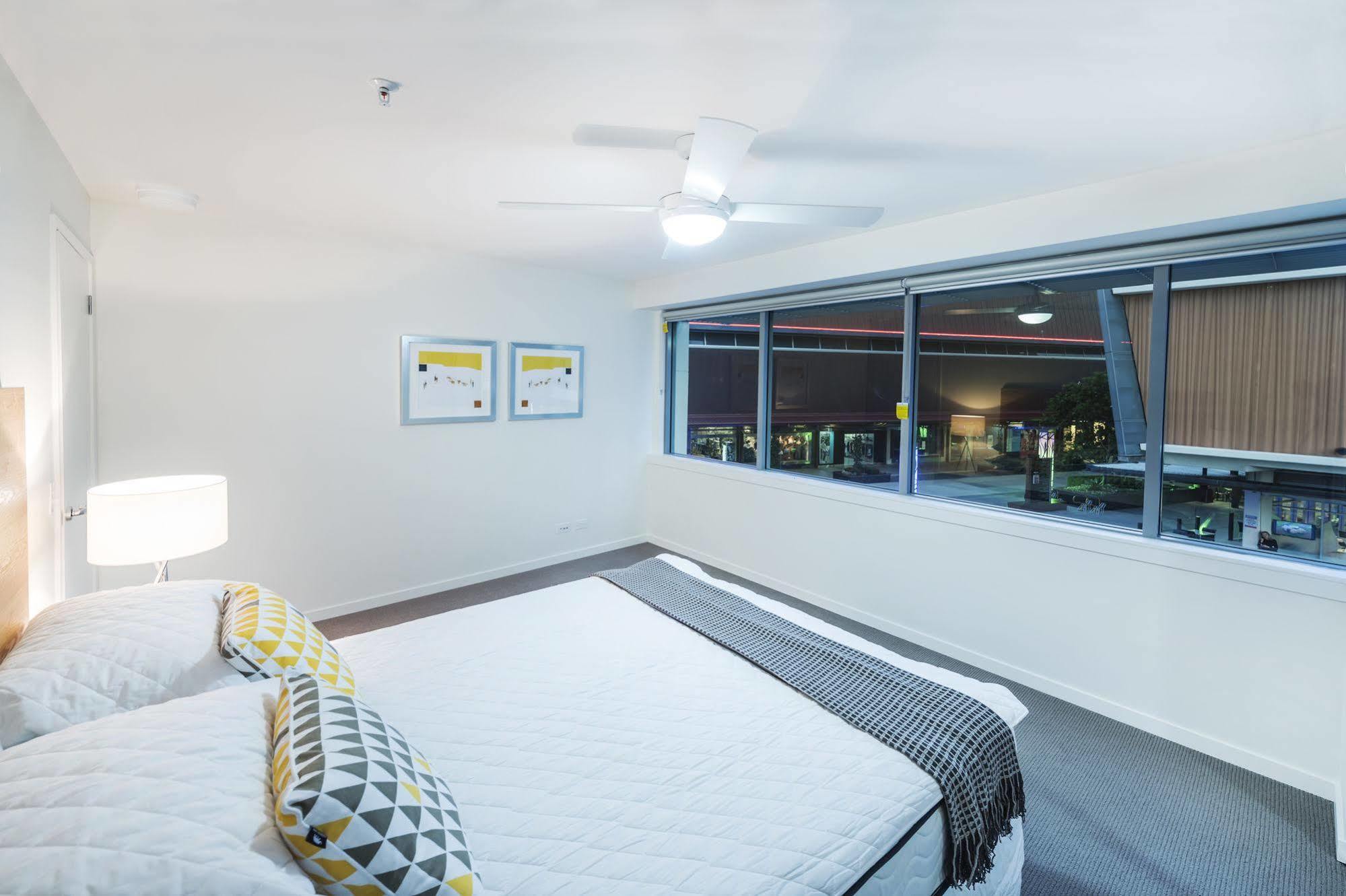 Link Portside Wharf Apartment Hotel Brisbane Extérieur photo